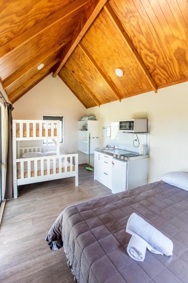 Camp Waipu Cove Hotel Ngoại thất bức ảnh
