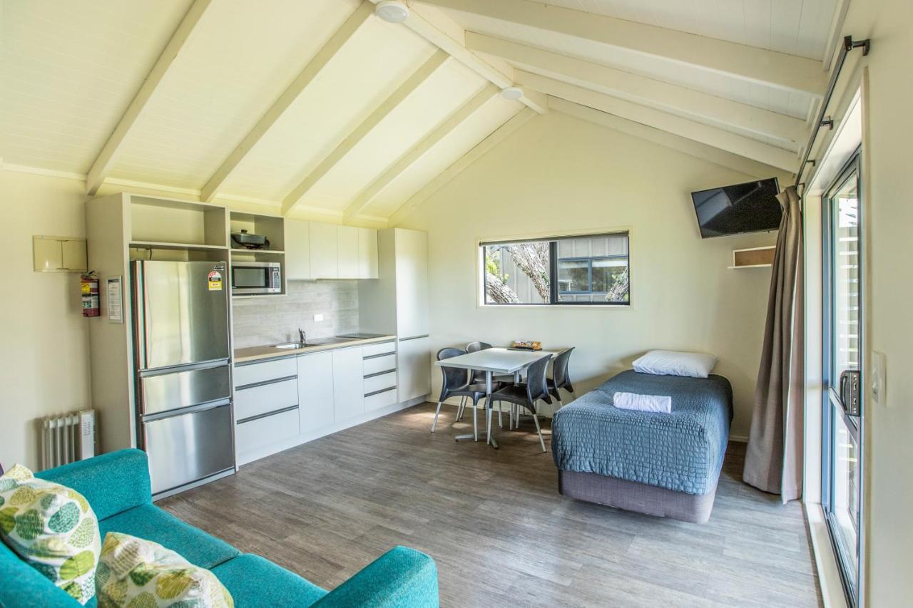 Camp Waipu Cove Hotel Ngoại thất bức ảnh